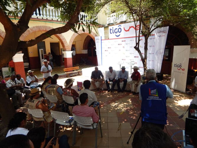 sala-de-prensa-festival-vallenato-tigo-2015-12